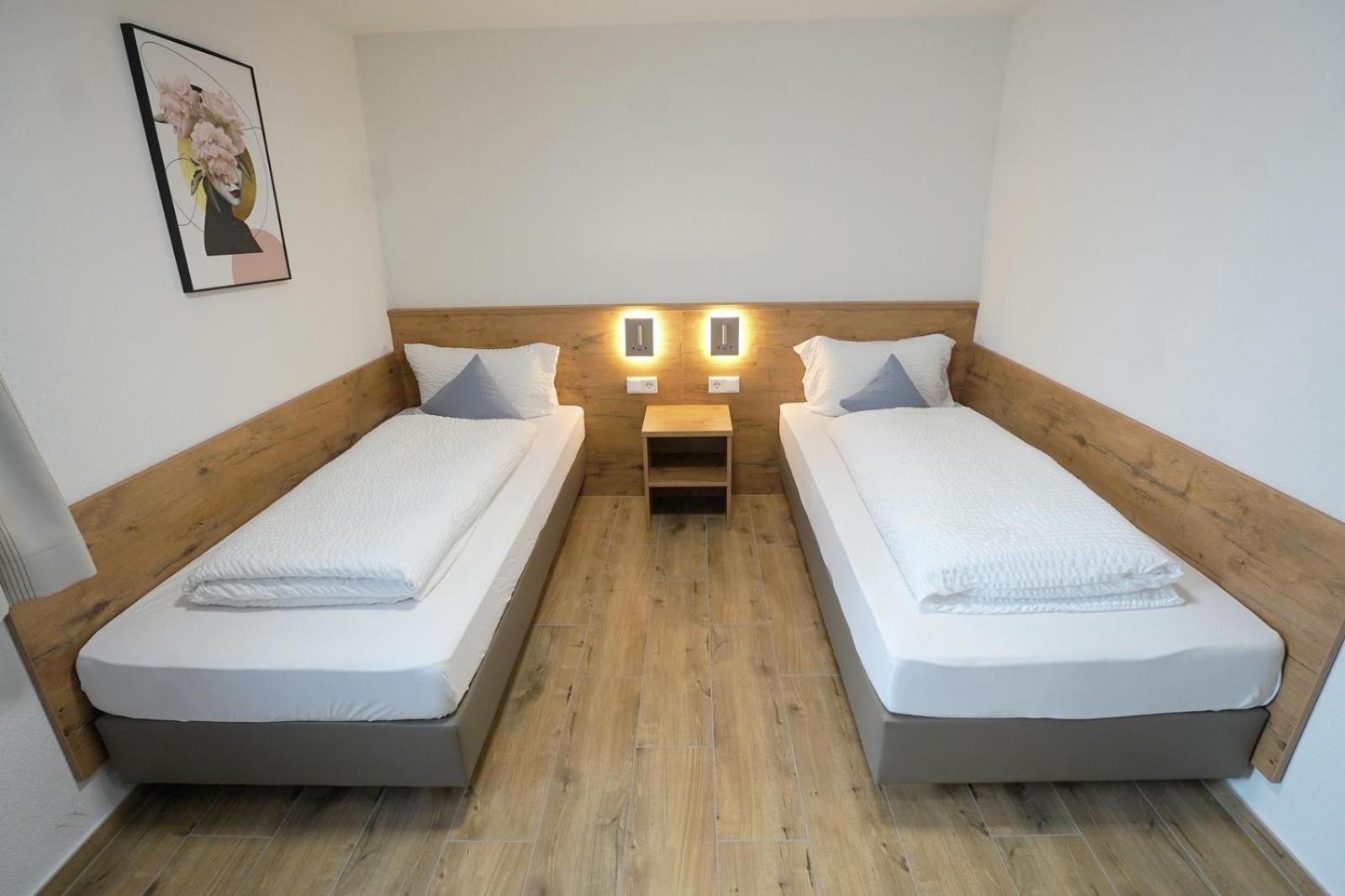 Hotel 7 Winden Spaichingen Bagian luar foto